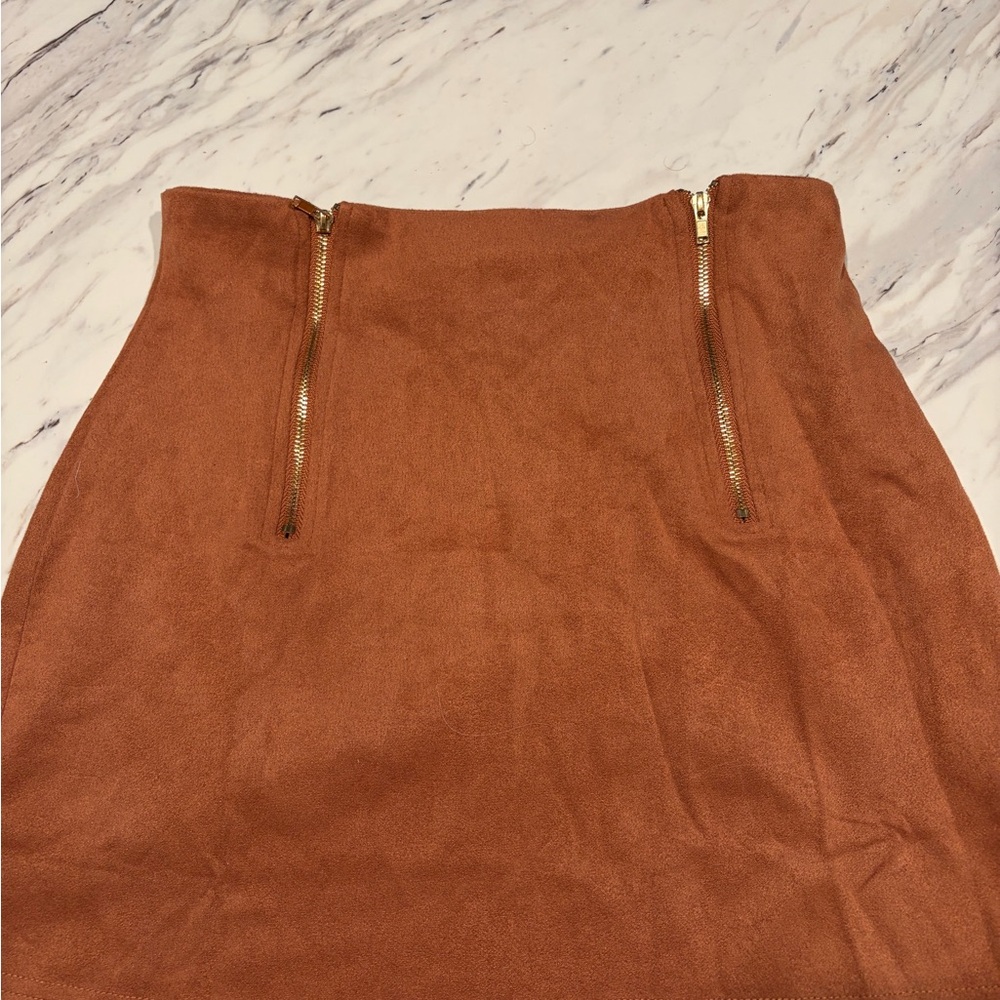 High-Waist Faux Suede mini Skirt in Rust